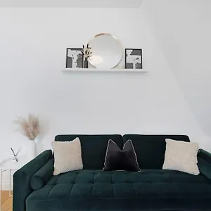 Roomy One Bed Loft Apartment